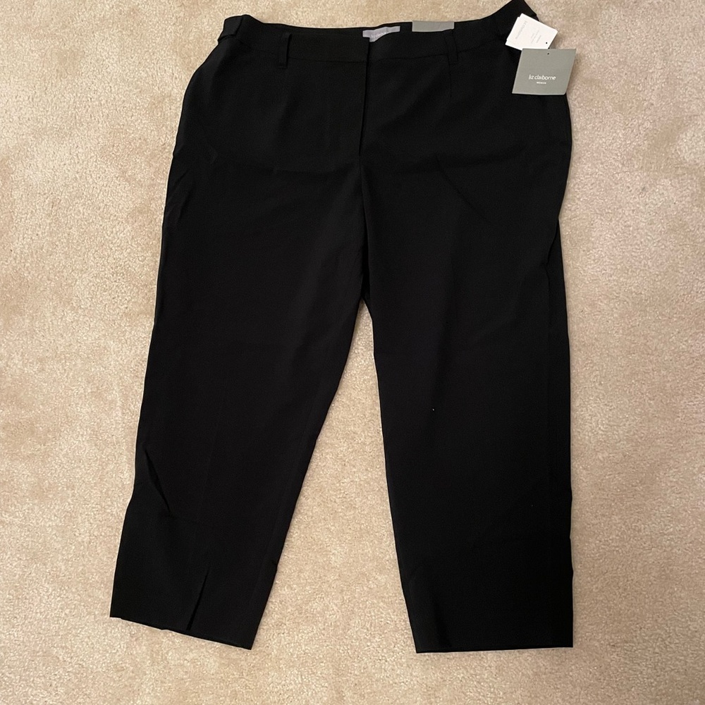 Women’s Black Slacks-NWT
